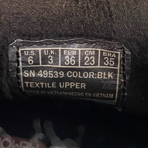 Skechers Womens 6 Black Suede Ankle Booties Memory Foam Comfort Fit - Picture 8 of 8